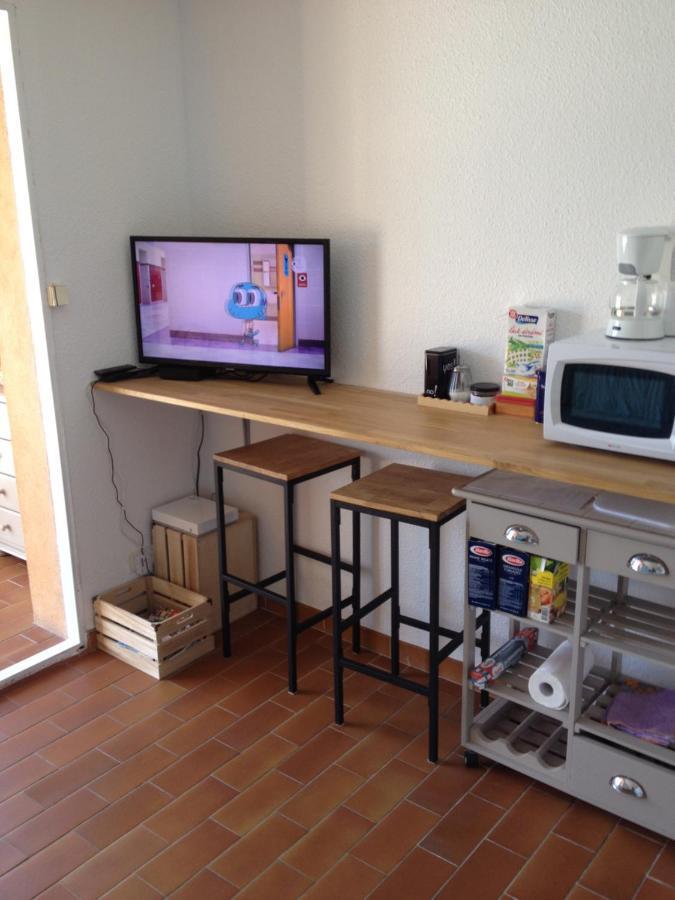 ונס Au Calme Dans Hameau Fleuri Joli Studio 3 Pers Piscine Parking Wi-Fi מראה חיצוני תמונה