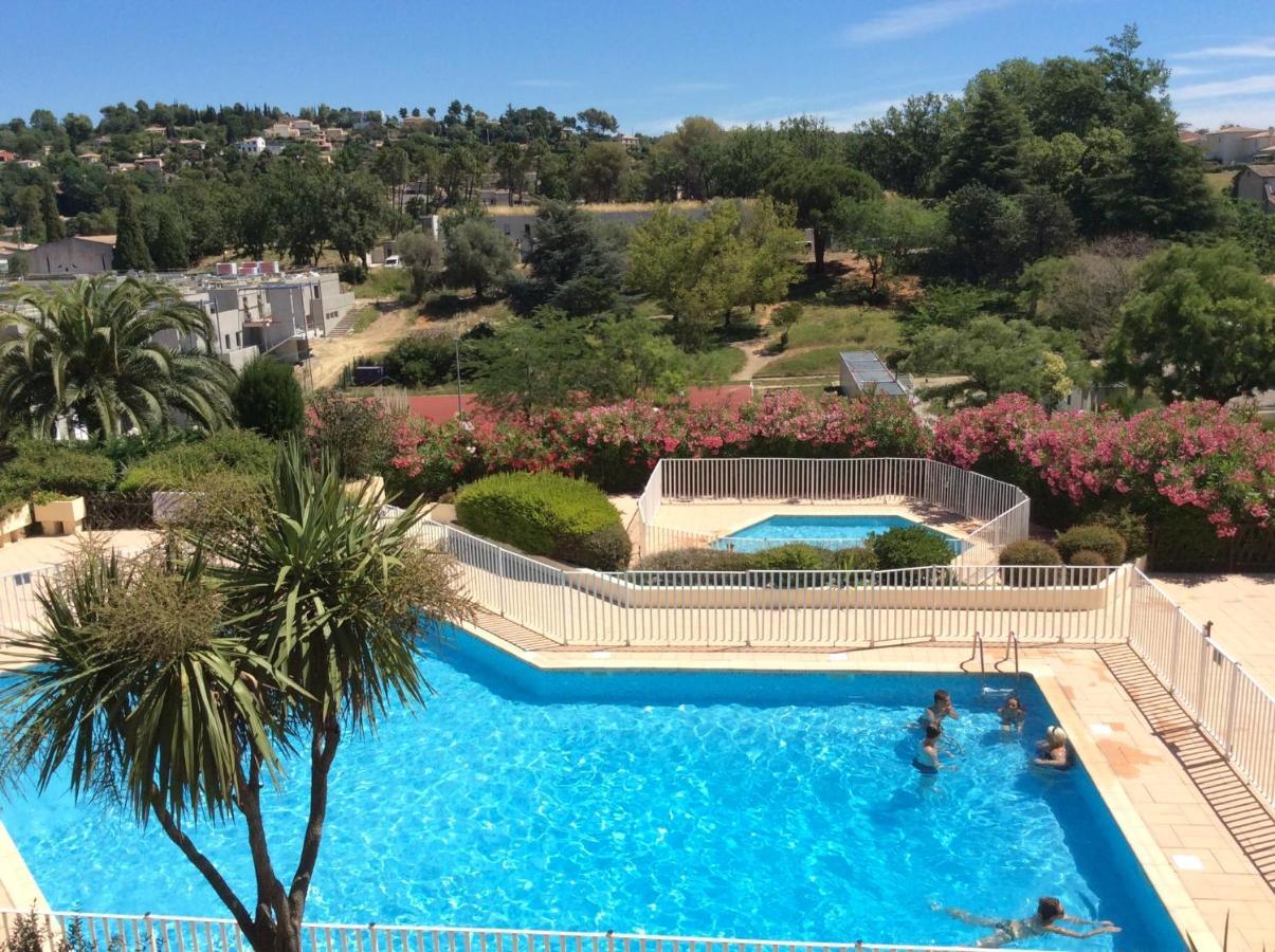 ונס Au Calme Dans Hameau Fleuri Joli Studio 3 Pers Piscine Parking Wi-Fi מראה חיצוני תמונה